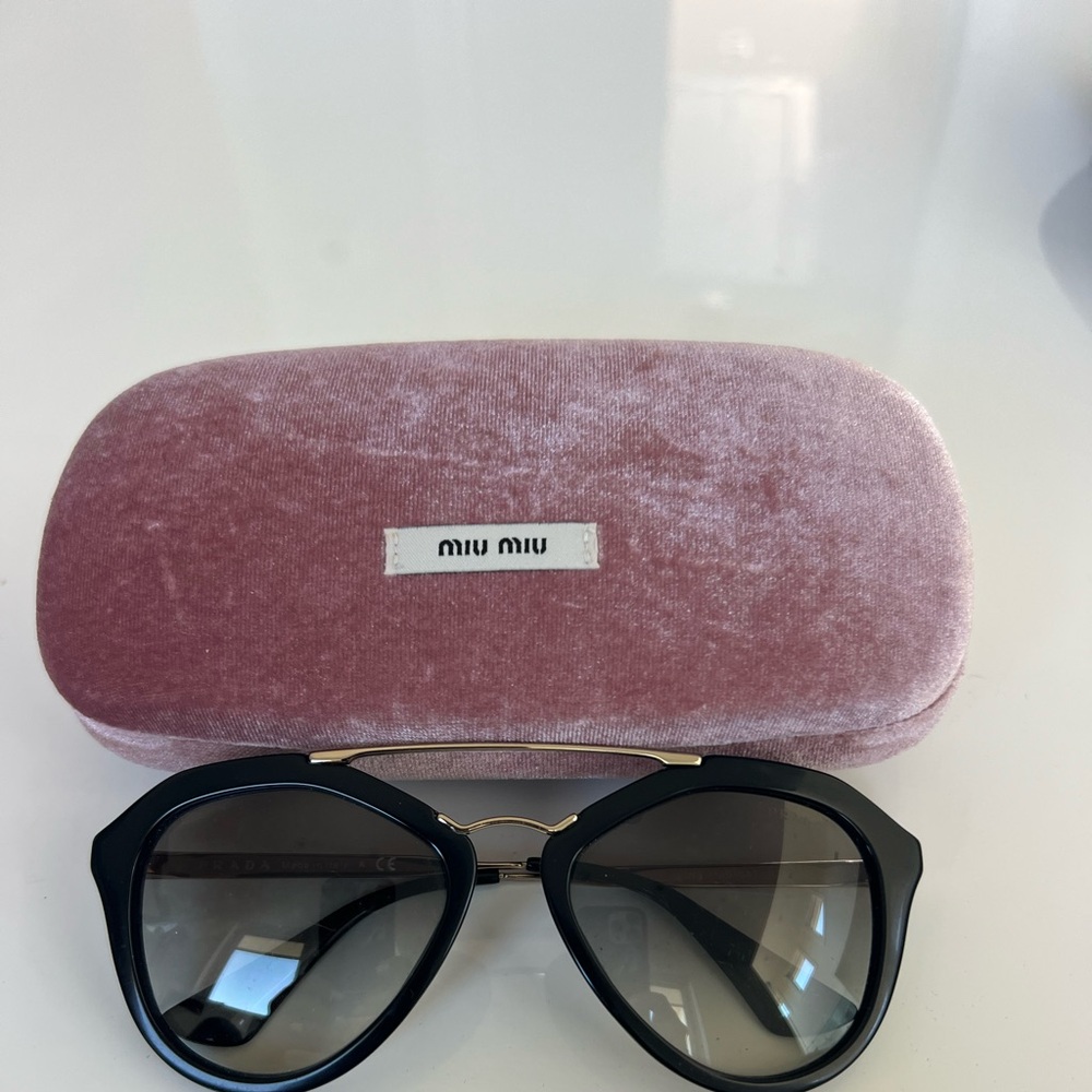 Women sunglasses 
New